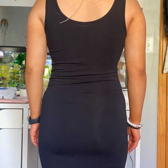 Black tight dress - Picture 2 of 2